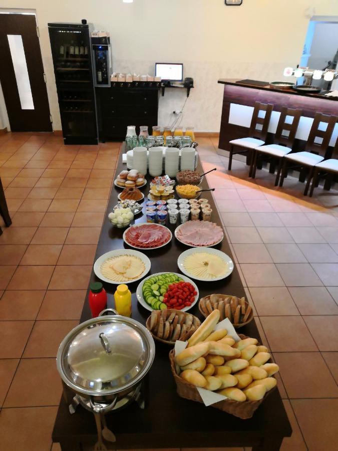 Hotel Zannam Brno Luaran gambar